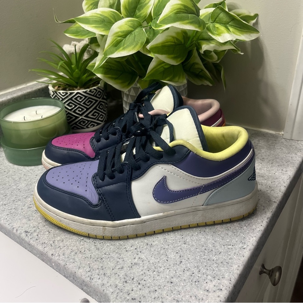 Women’s Multicolor mismatch Jordan 1 low shoes